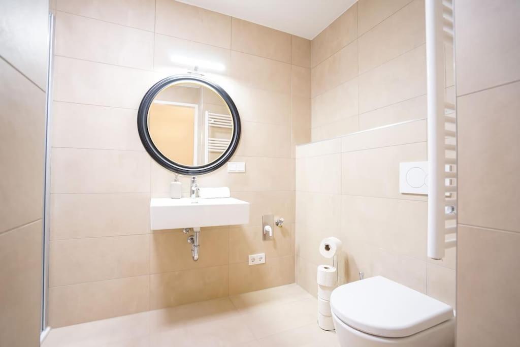 Executive Suite W/ Rooftop Pool Vienna Esterno foto